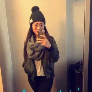 Meet your Posher, Janelle